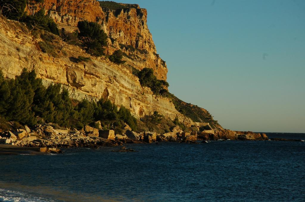 Cassis Loc - Chambre Meublee Exterior photo